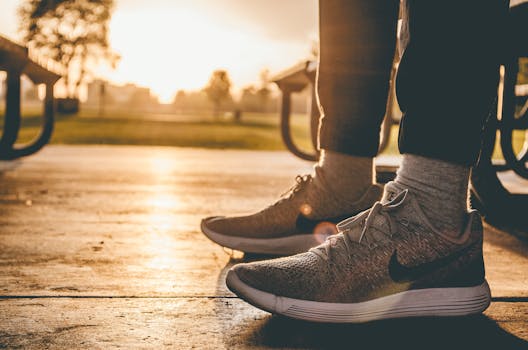 Nike Free vs. Barefoot Shoes: Understanding the Minimalist Revolution